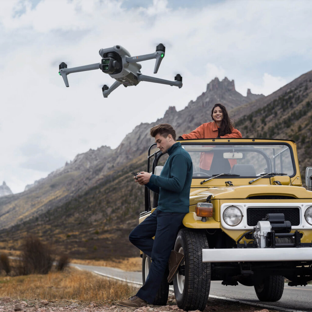 DJI Air 3 — çift kameralı gimbal detayı