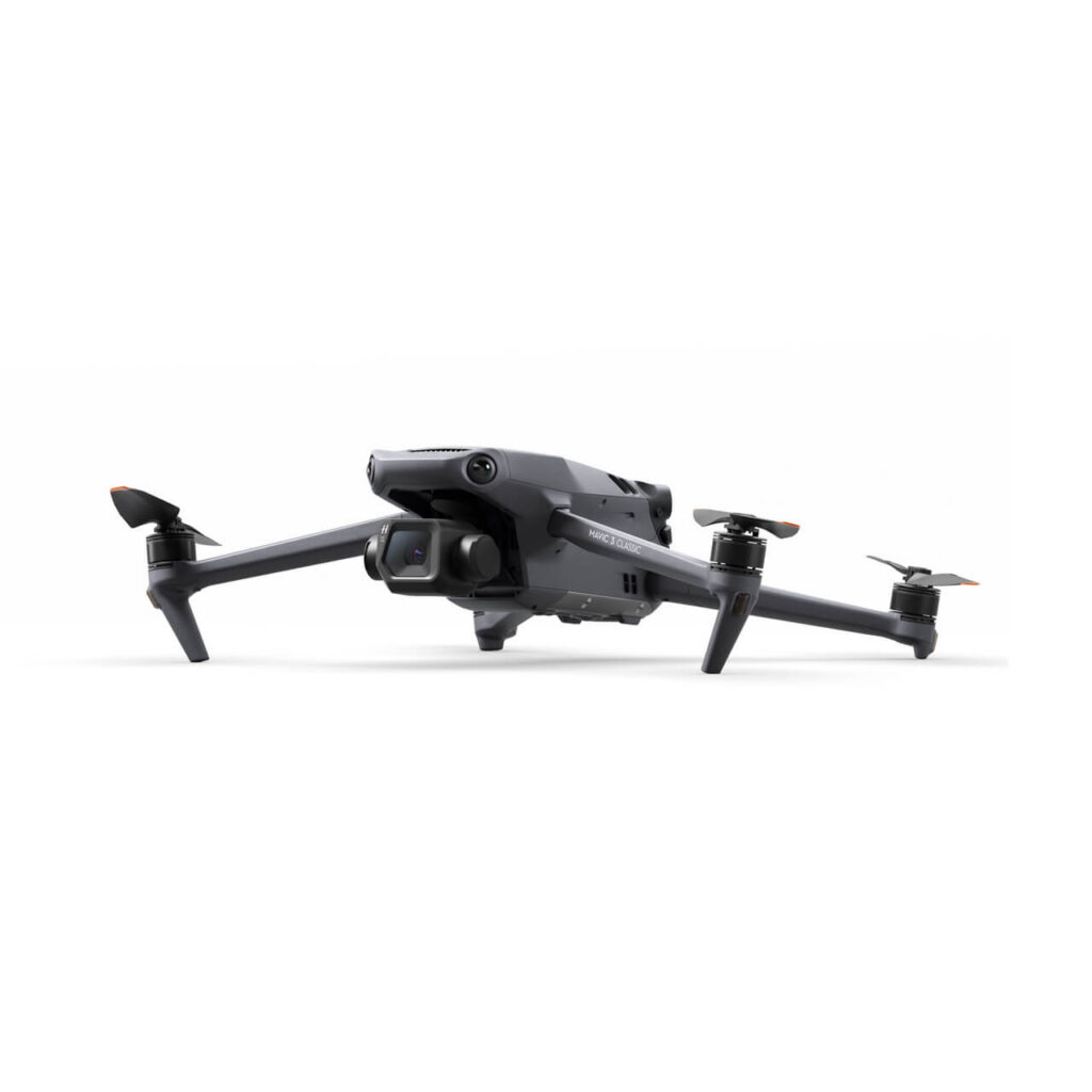 DJI Mavic 3 Classic — önden görünüm