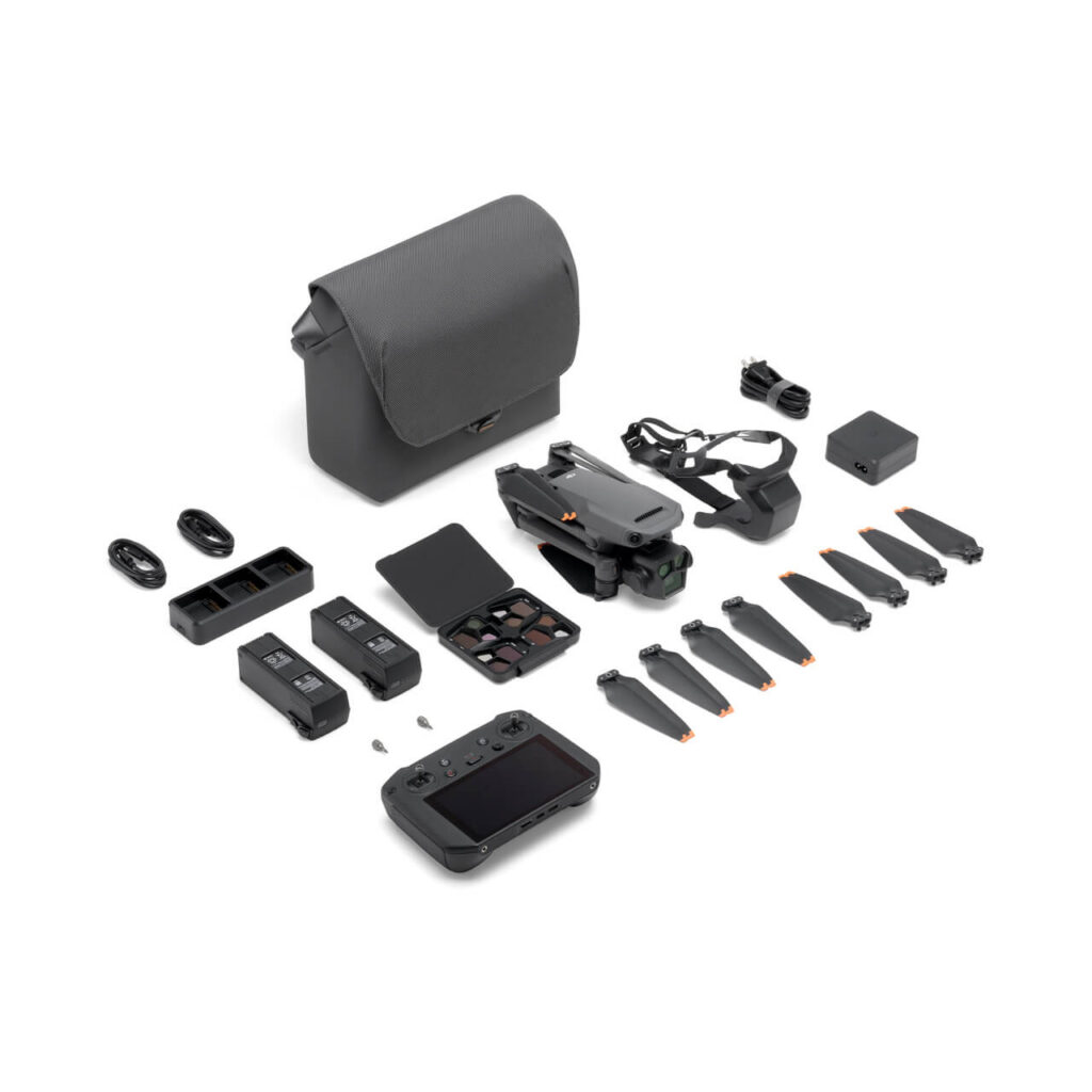 DJI Mavic 3 Pro Fly More Combo — kutudan çıkan tüm parçalar