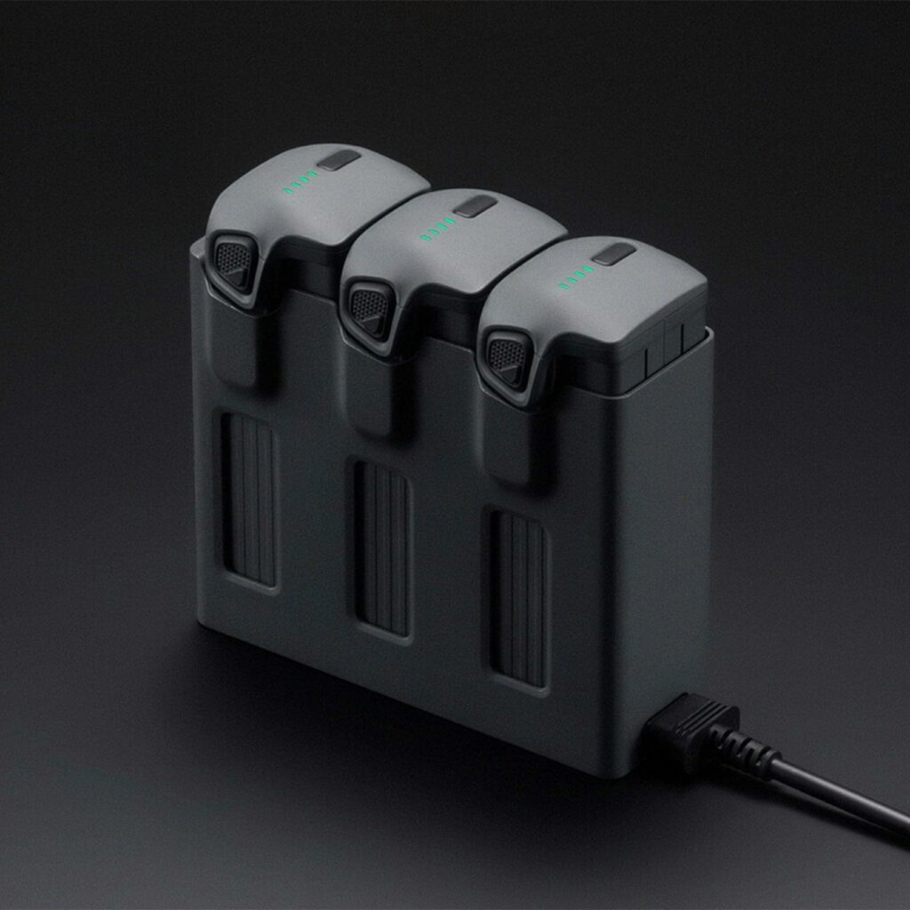 Mavic 4 Pro Paralel Şarj Hub'ı