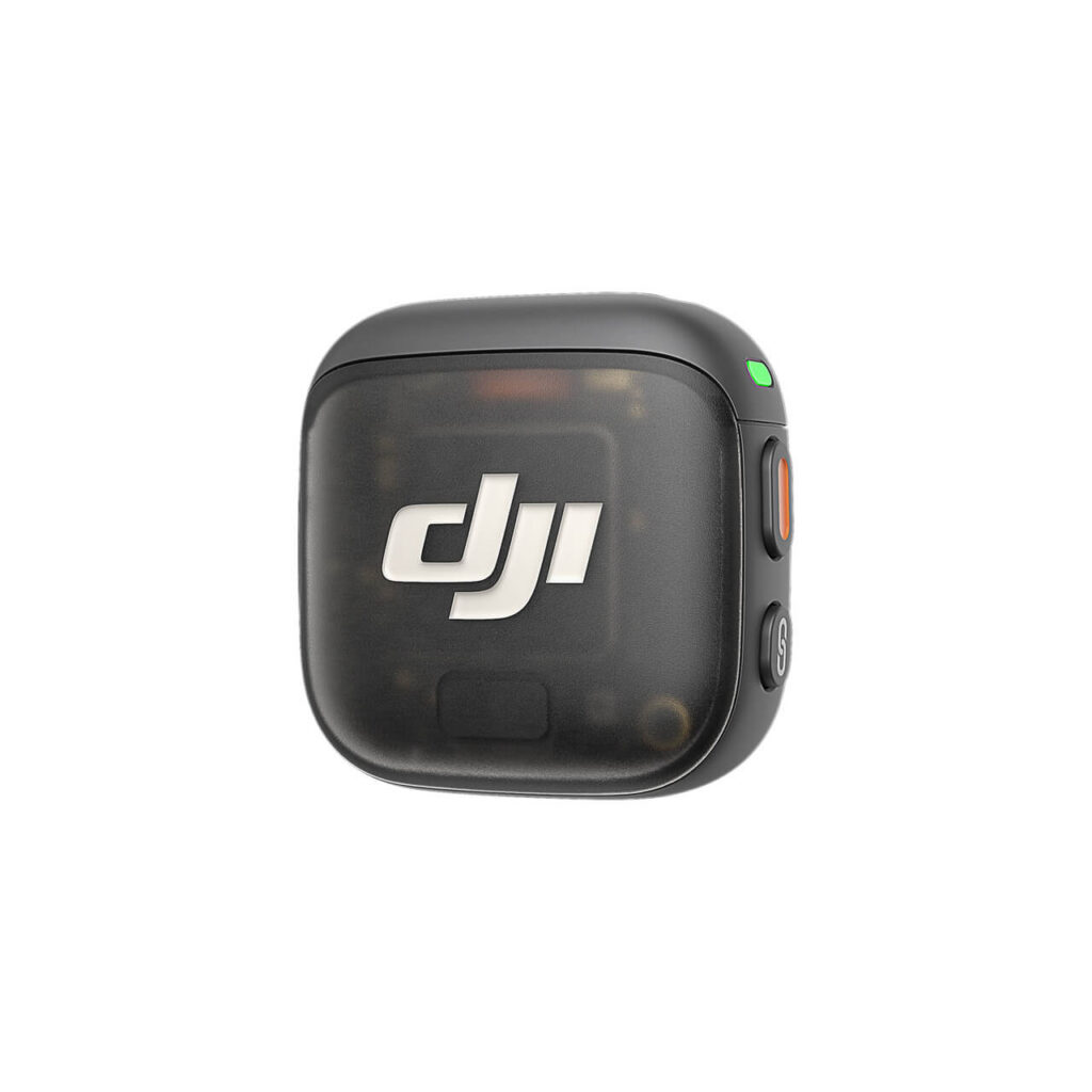 DJI Mic 3 verici — kayıt tuşu ve LED göstergesi