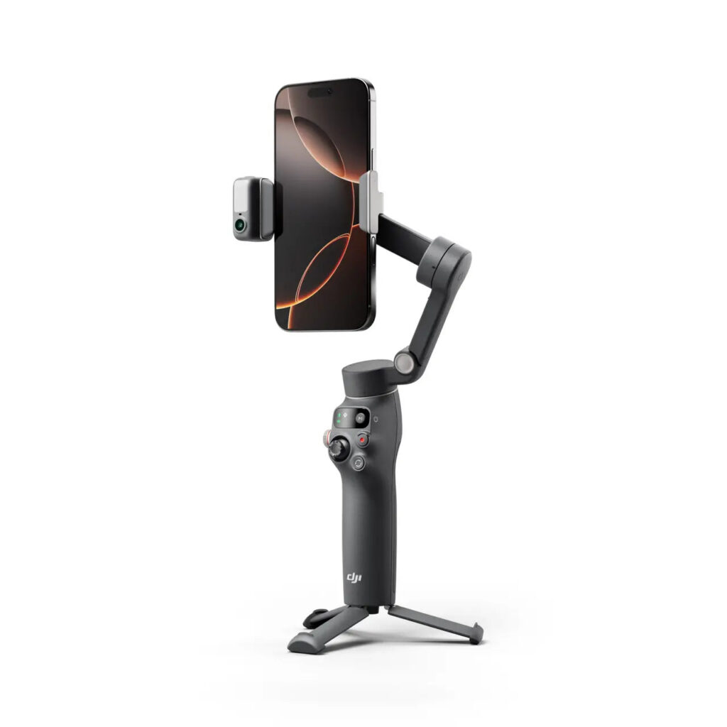 DJI Osmo Mobile 8 — çok fonksiyonlu modül takılı telefon gimbalı