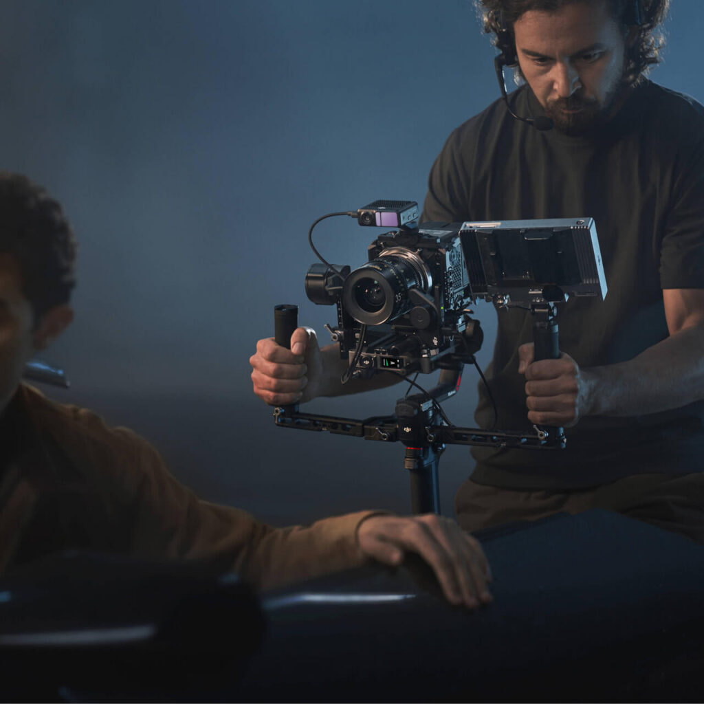 DJI RS 4 Pro — sinema kamerası kurulumuyla profesyonel çekim