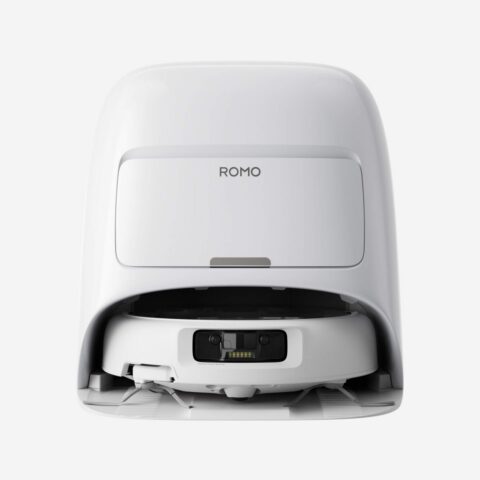 DJI ROMO S (Su Tanklı Sürüm) — 25.000 Pa Emişli Robot Süpürge