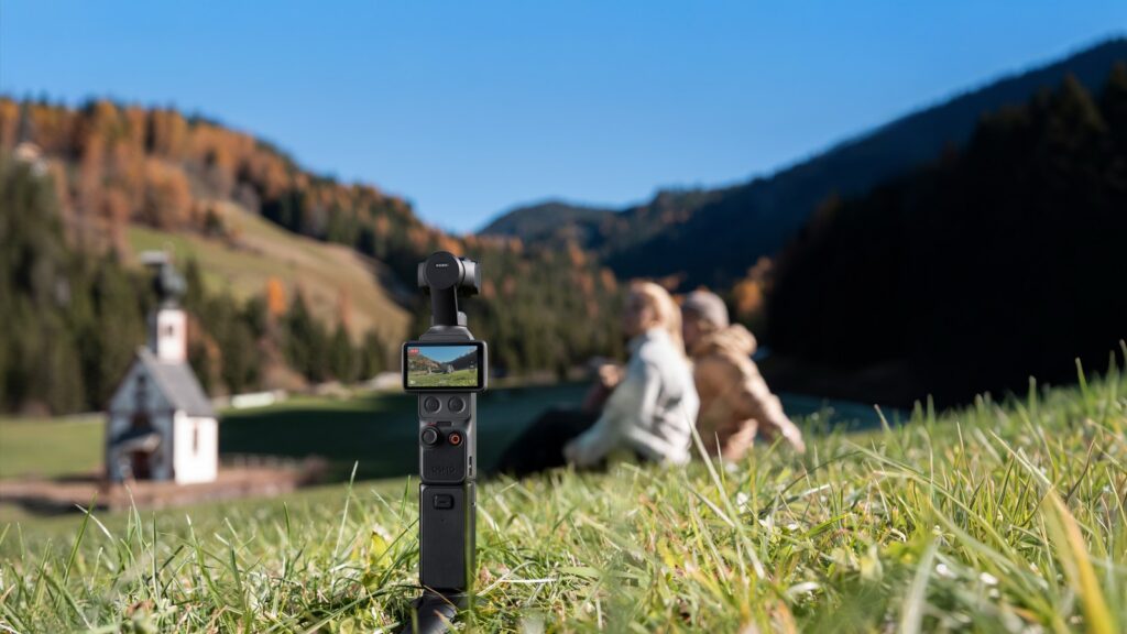 Osmo Pocket 4 (Creator Combo) — Mikrofonlu Cep Gimbal Kamera Seti