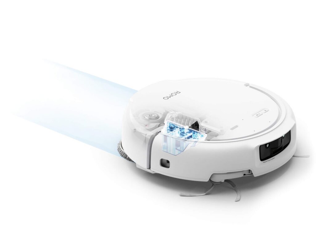 ROMO A (Su Tanklı Sürüm) — Şeffaf Tasarımlı Robot Süpürge