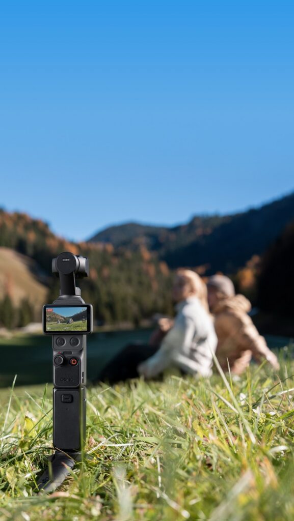 Osmo Pocket 4 (Creator Combo) — Mikrofonlu Cep Gimbal Kamera Seti